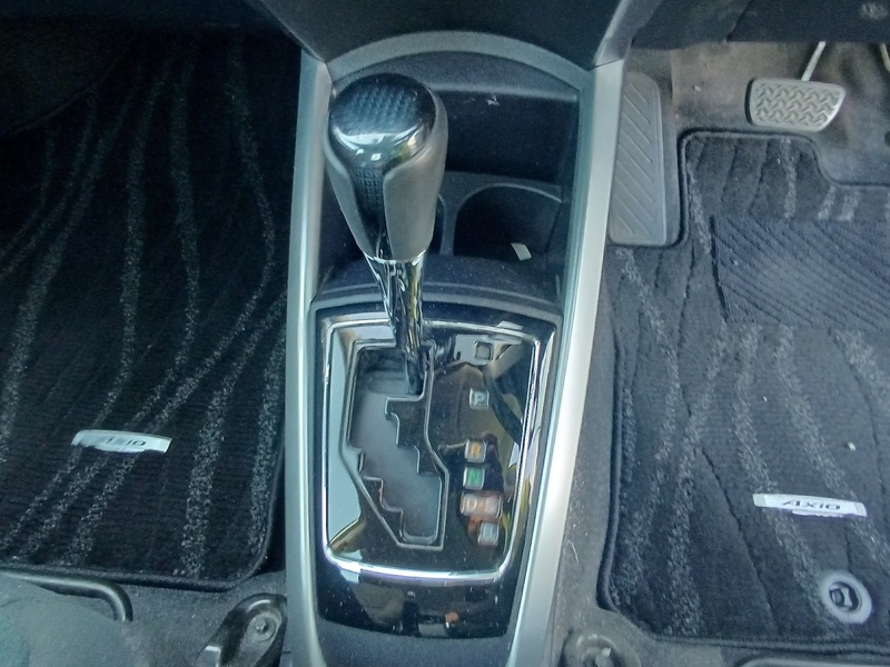 COROLLA AXIO