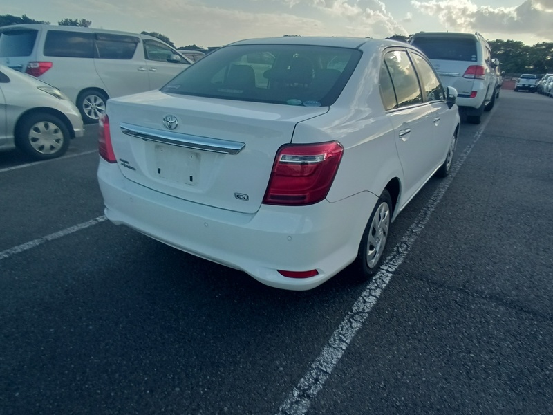 COROLLA AXIO