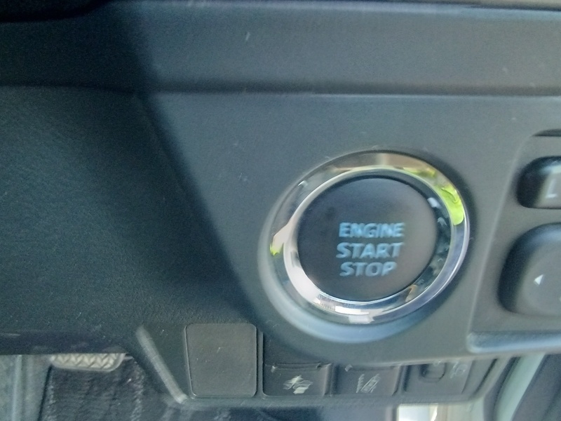 COROLLA AXIO