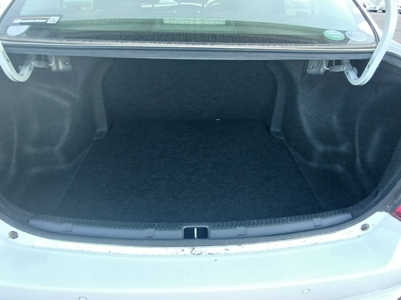 COROLLA AXIO