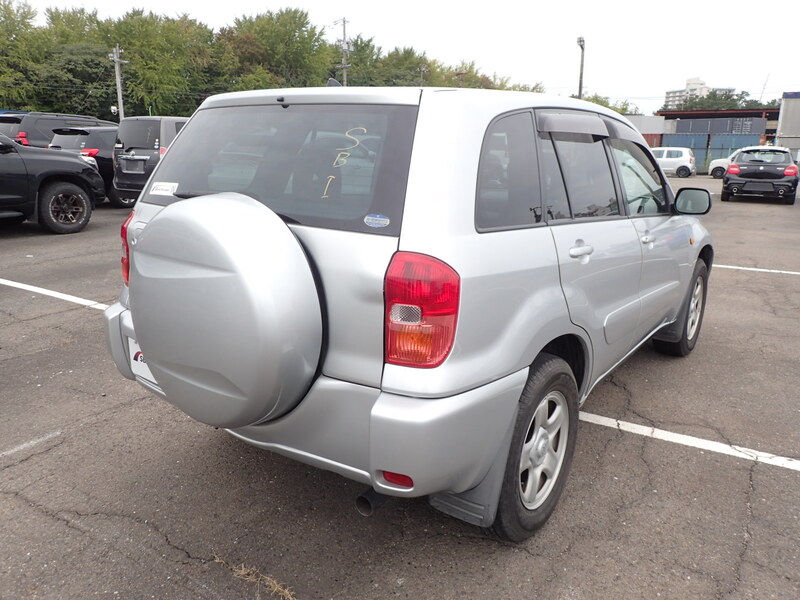 RAV4