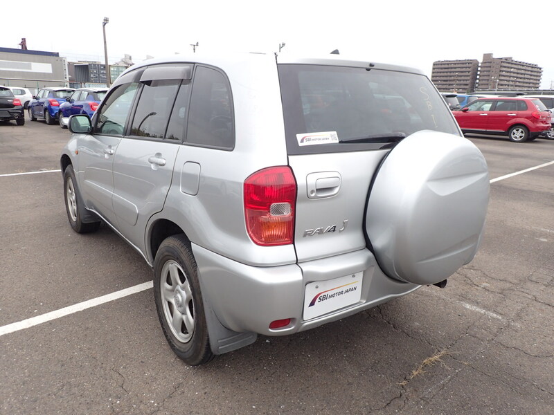 RAV4