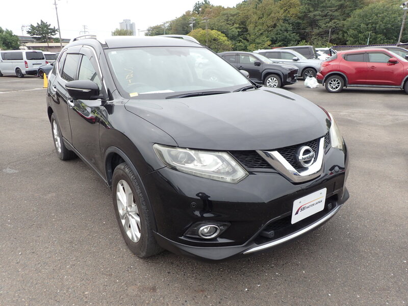 X-TRAIL