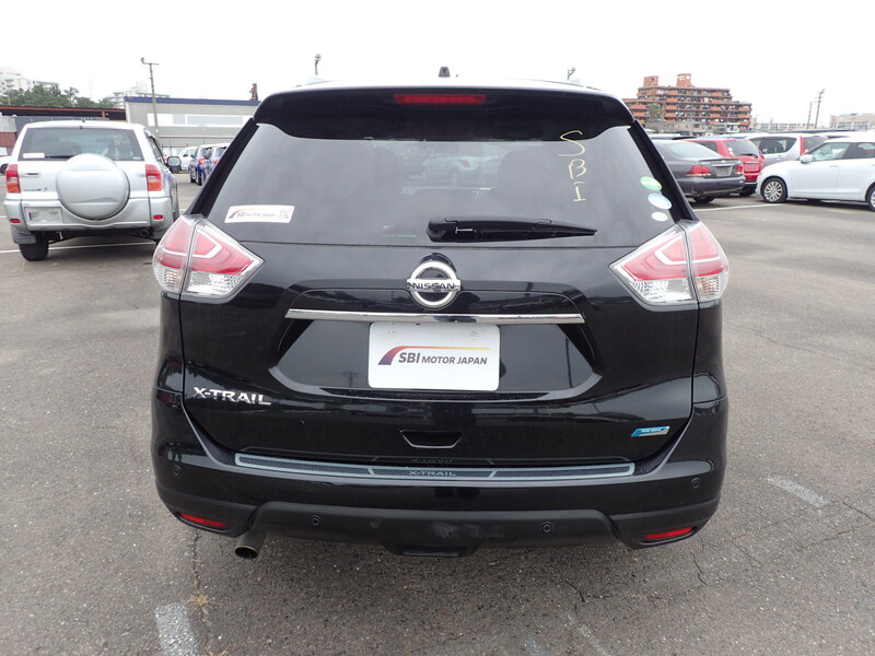 X-TRAIL