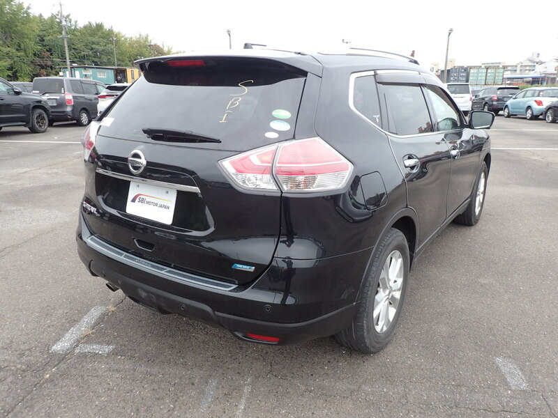 X-TRAIL