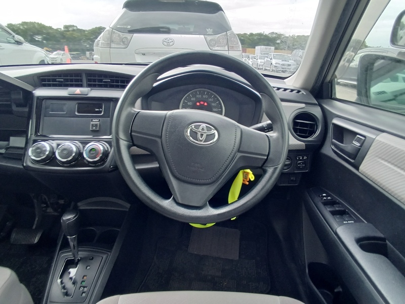 COROLLA AXIO