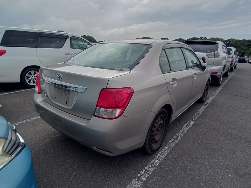 COROLLA AXIO