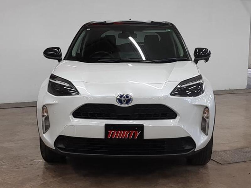 YARIS CROSS