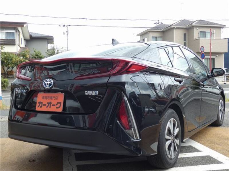 PRIUS PHV