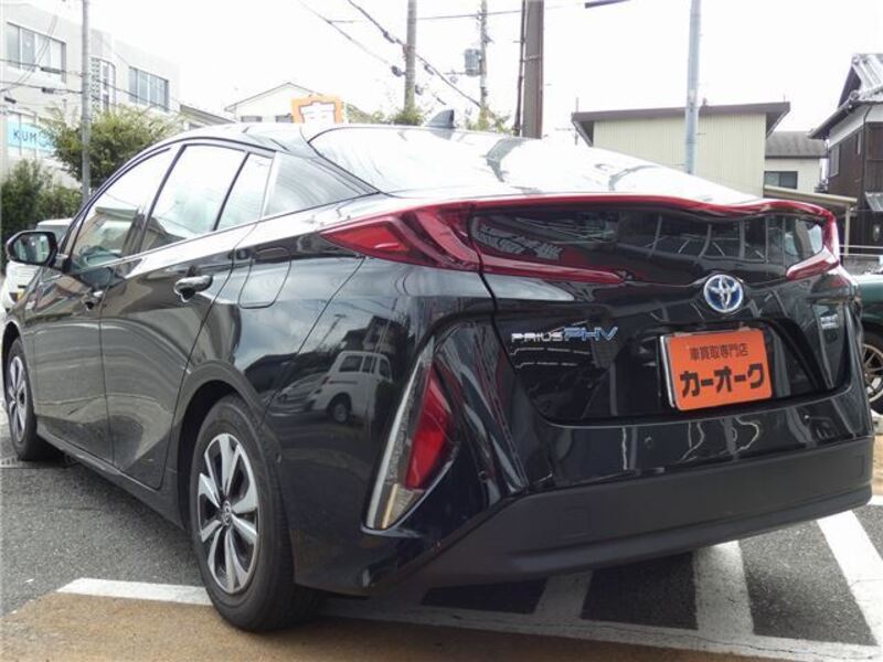 PRIUS PHV