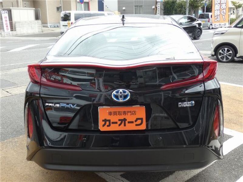 PRIUS PHV