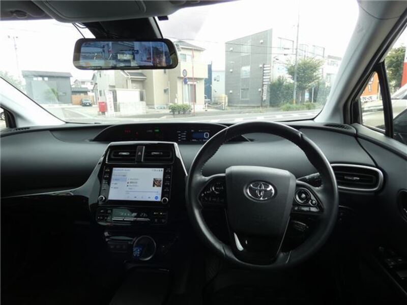 PRIUS PHV