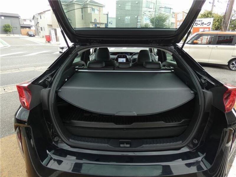 PRIUS PHV