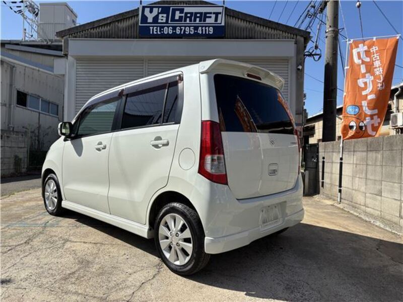 WAGON R