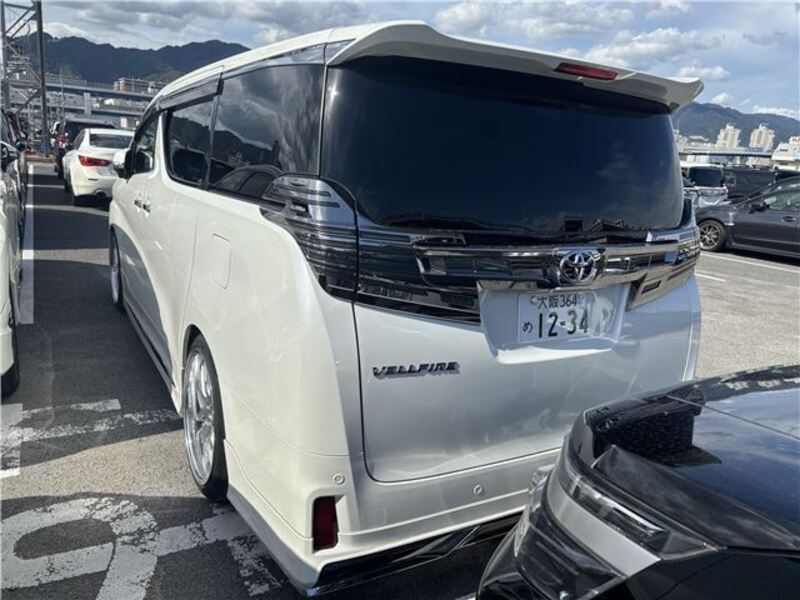 VELLFIRE