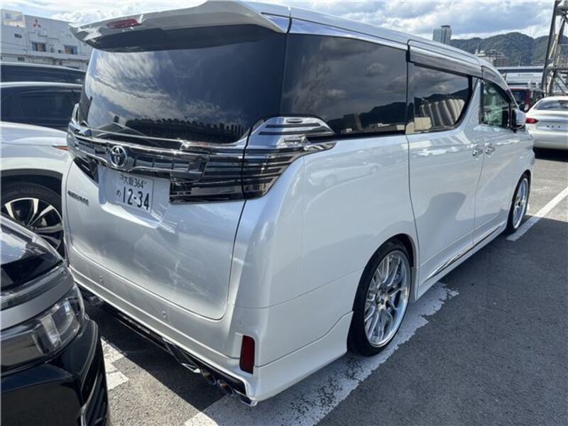 VELLFIRE