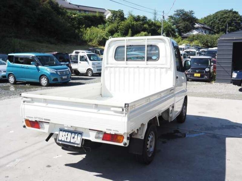 CLIPPER TRUCK