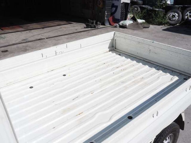 CLIPPER TRUCK