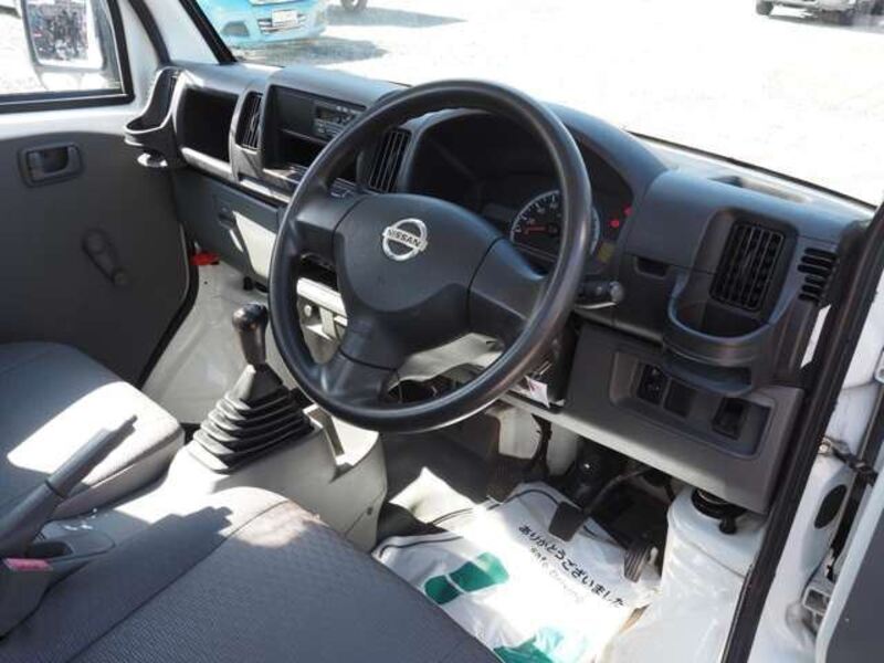 CLIPPER TRUCK
