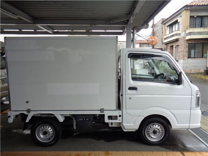 CARRY TRUCK