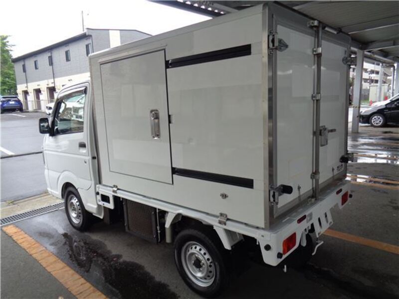 CARRY TRUCK