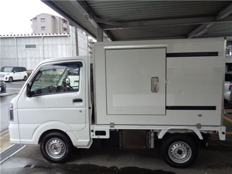 CARRY TRUCK