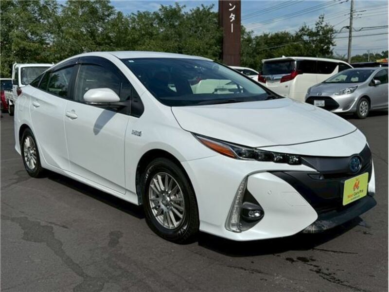PRIUS PHV