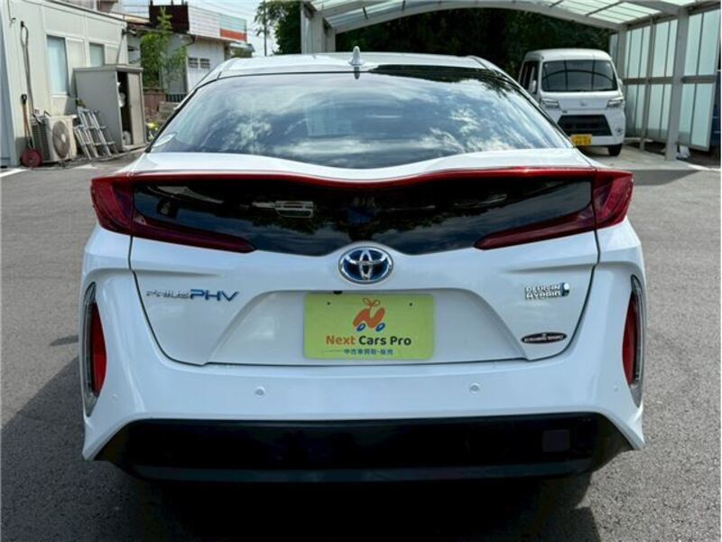 PRIUS PHV