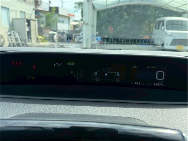 PRIUS PHV