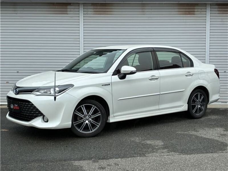 TOYOTA COROLLA AXIO