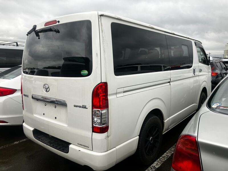HIACE VAN