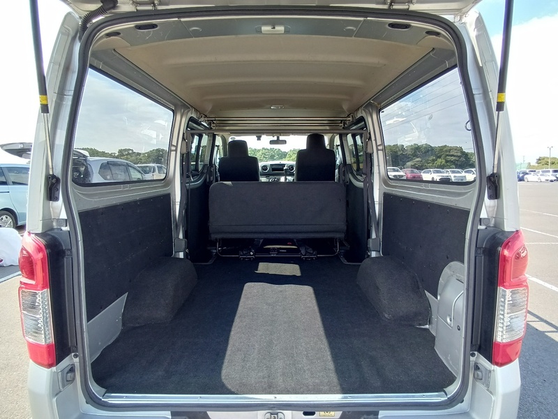 NV350 CARAVAN