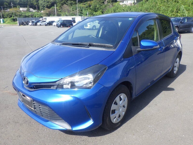 TOYOTA VITZ