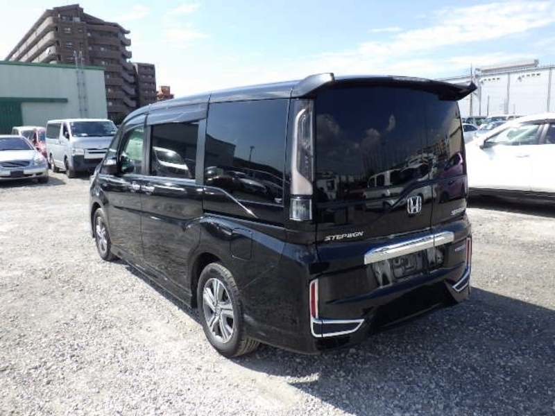 STEPWAGON SPADA