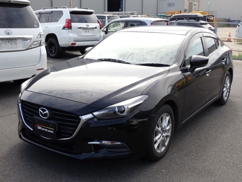 MAZDA AXELA