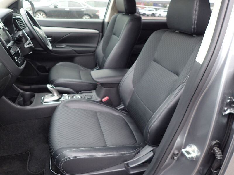 OUTLANDER PHEV