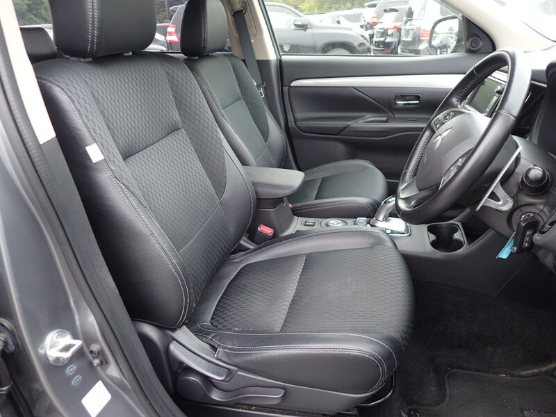 OUTLANDER PHEV