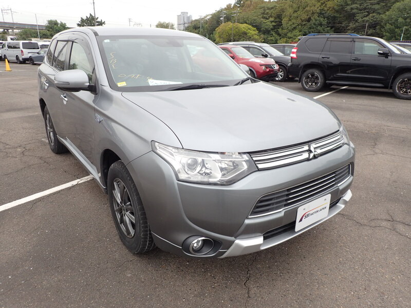 MITSUBISHI OUTLANDER PHEV