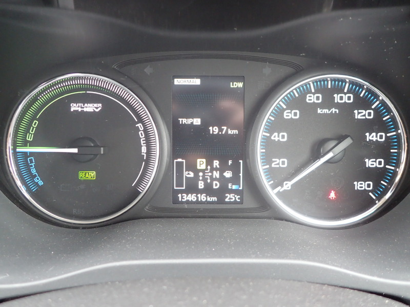 OUTLANDER PHEV