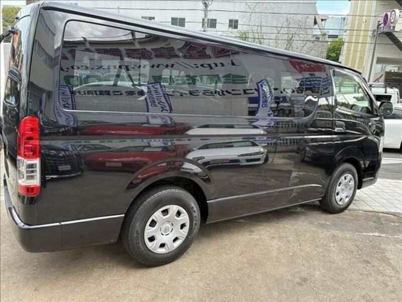 HIACE VAN