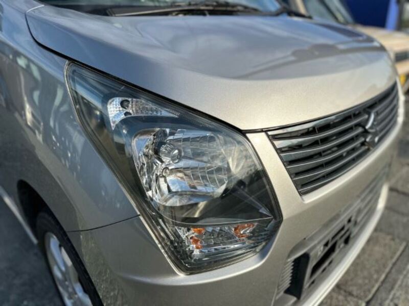 WAGON R