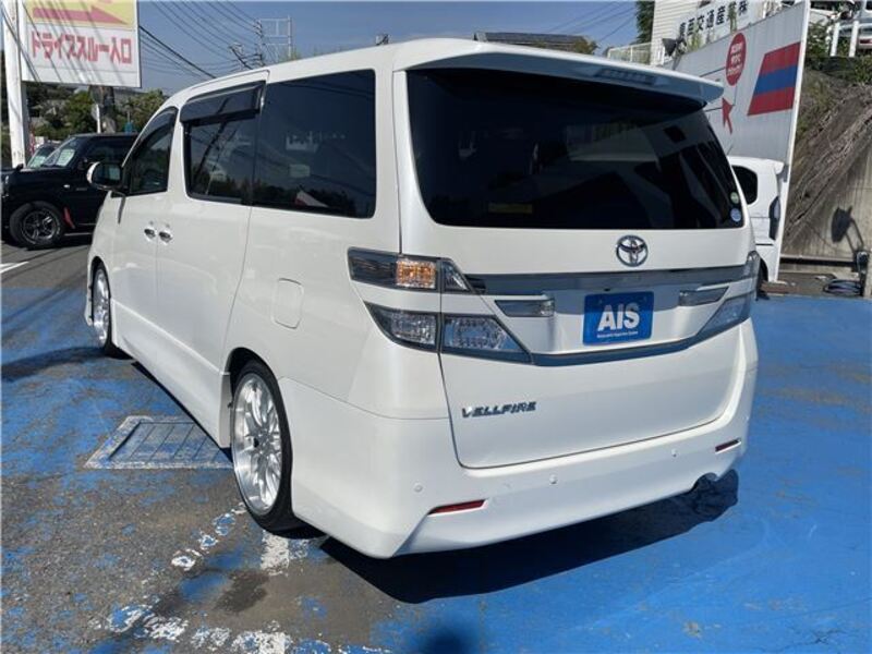 VELLFIRE