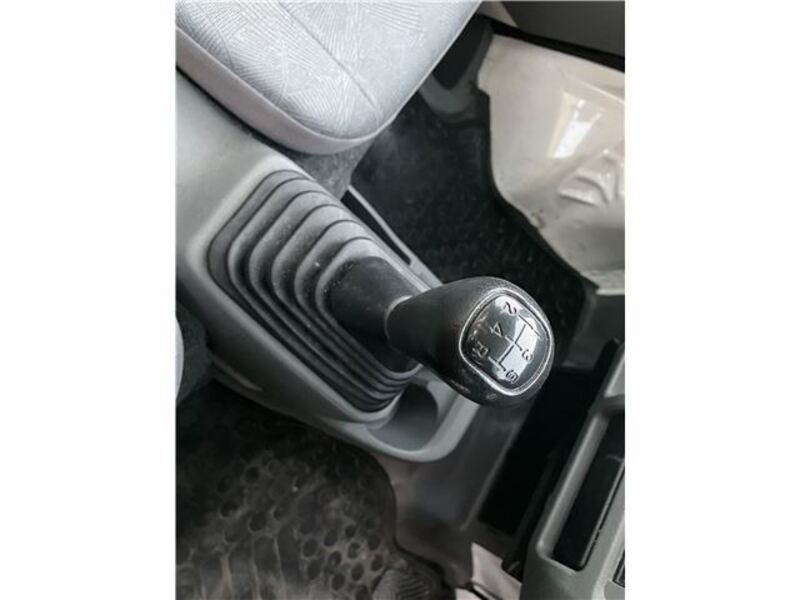 CLIPPER TRUCK