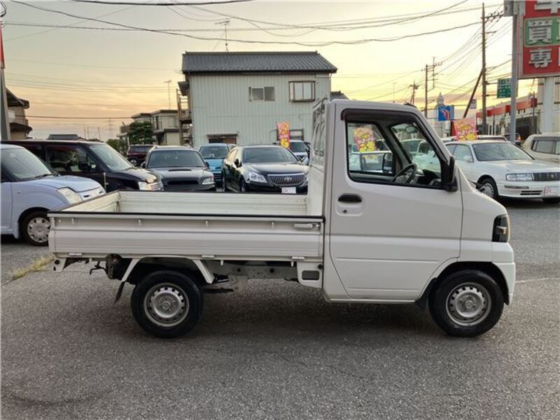 CLIPPER TRUCK