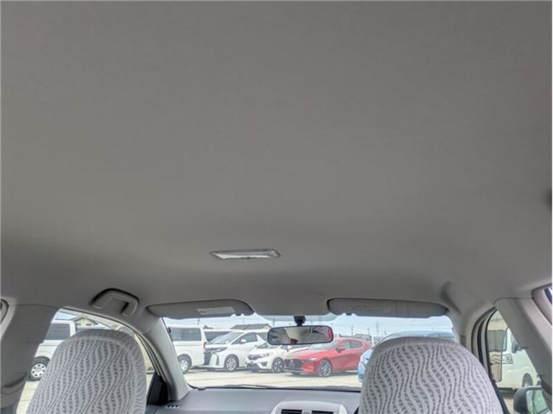 COROLLA AXIO