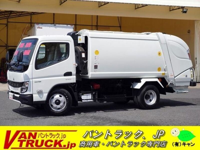 MITSUBISHI CANTER