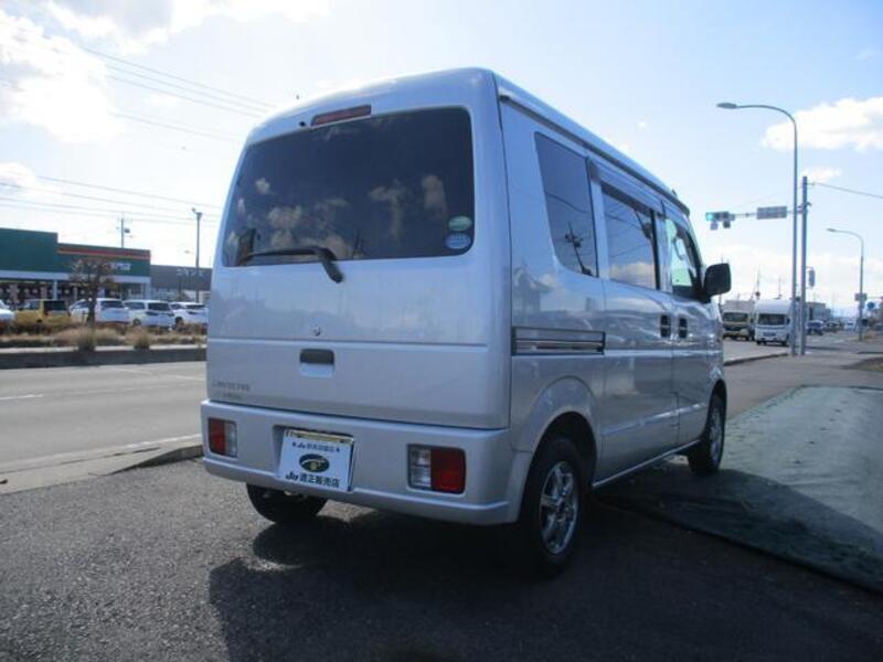 MINICAB VAN