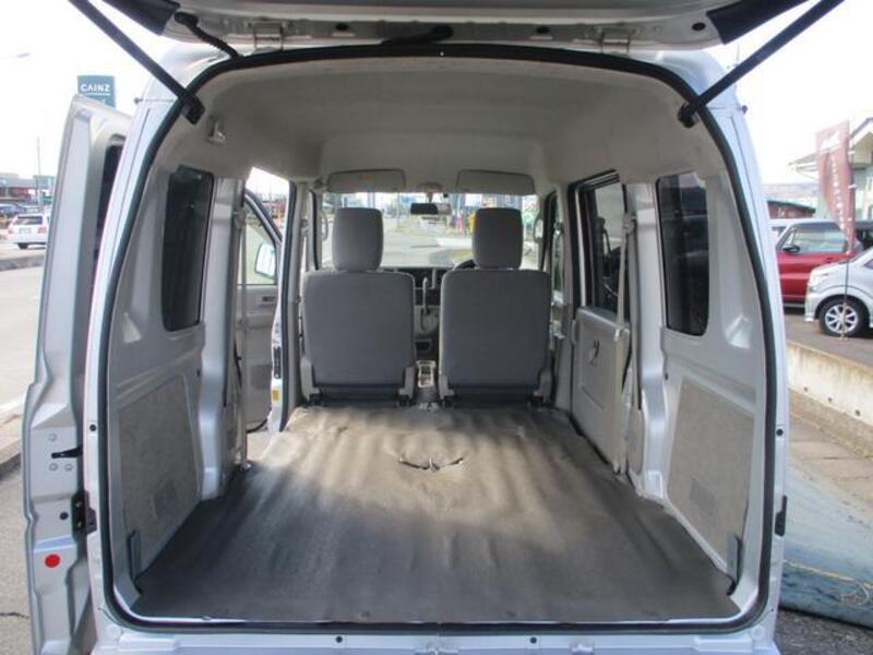 MINICAB VAN