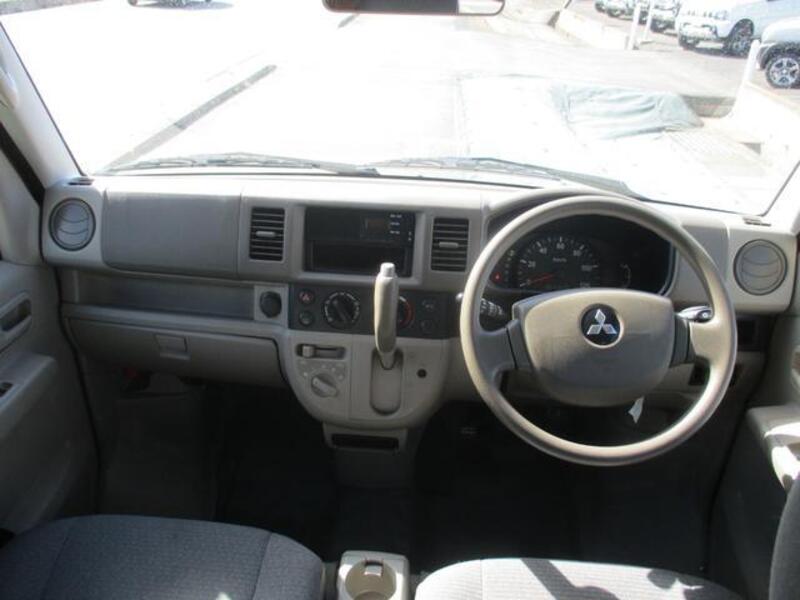MINICAB VAN