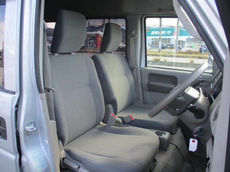 MINICAB VAN